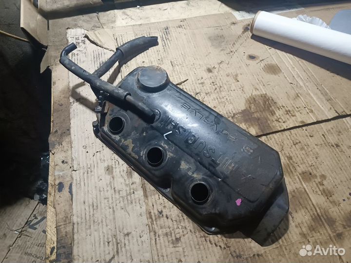 Клапанная крышка 6a11 Mitsubishi