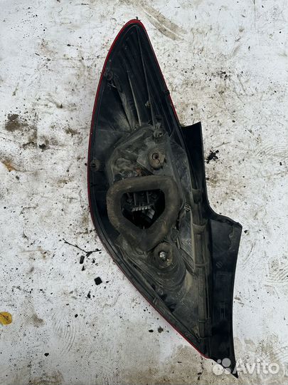 Фонарь задний правый на opel corsa d