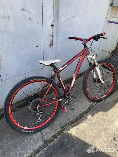 Trek 3900