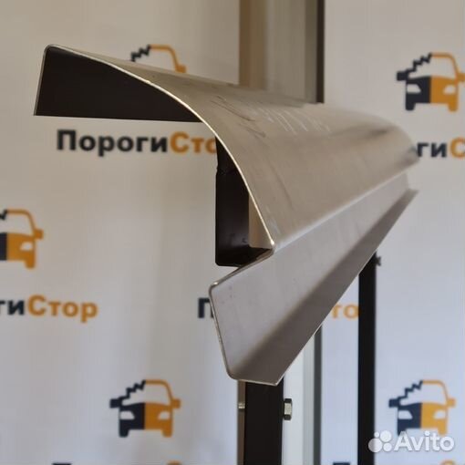 Ремонтный порог левый Volkswagen Touran