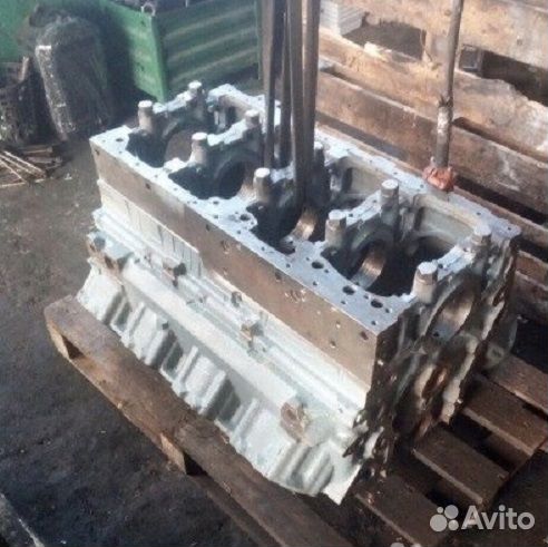 Блок цилиндра для двс типа ямз 238 М2