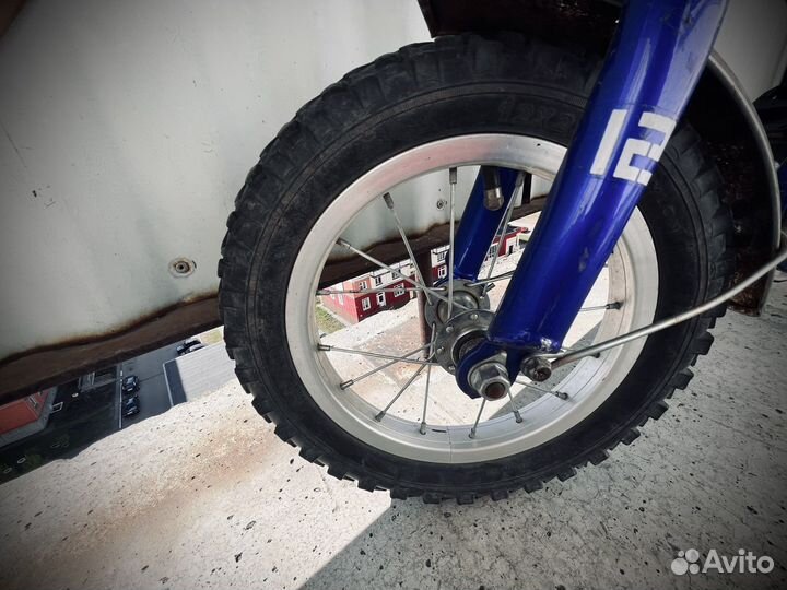 Велосипед детский с ручкой