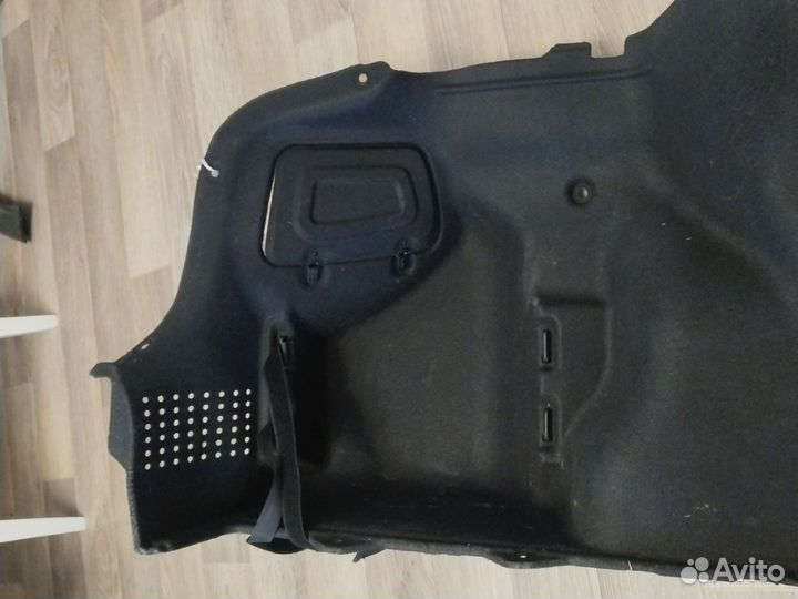 Обшивка багажника левая Kia Rio 3 седан