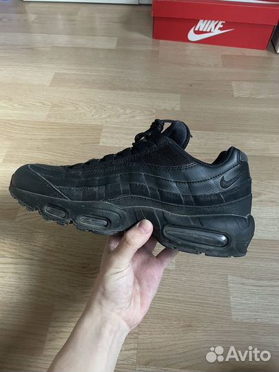 Nike Air Max 95 Essential