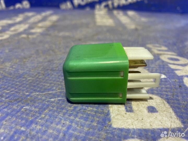 Реле Lexus Gs300 седан 1996