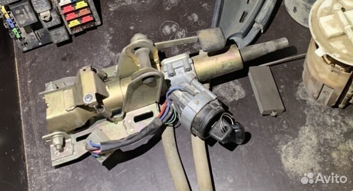 Рулевая рейка с рулевой колонкой