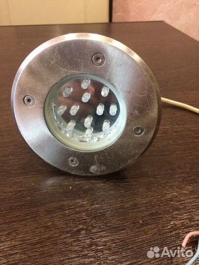 Светильник тротуарный