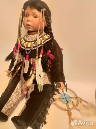 Кукла фарфоровая коллекционная