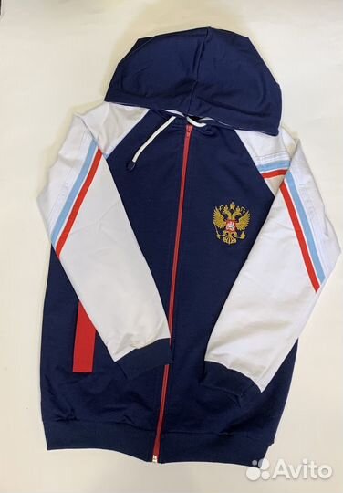 Спортивный костюм новый из футера