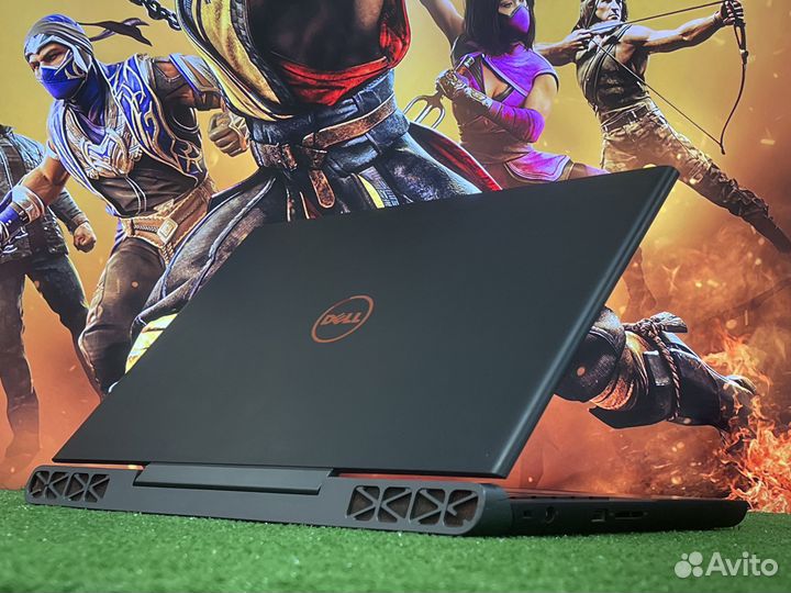 Игровой ноутбук Dell i5 8GB SSD+HDD Nvidia GTX 105