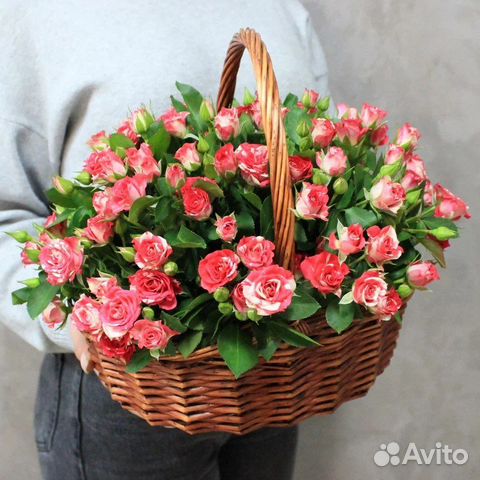 Корзина с цветами