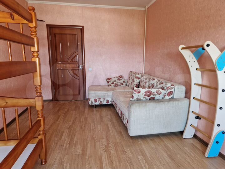 2-к. квартира, 61 м², 4/9 эт.