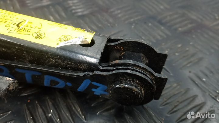 Домкрат на Ford Mondeo 4