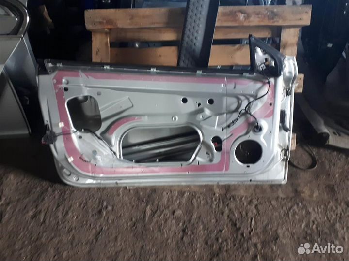 Дверь передняя левая Opel Astra H TwinTop 2004-20