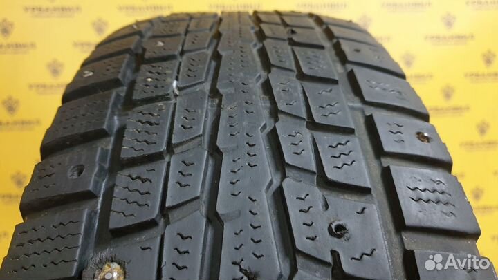 Dunlop SP Winter Ice 01 205/70 R15 100T