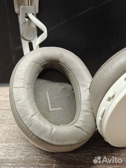 Наушники Sennheiser Momentum 3 Wireless