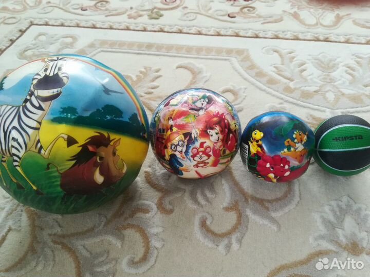 Мячики и пазлы. Игрушки пакетом