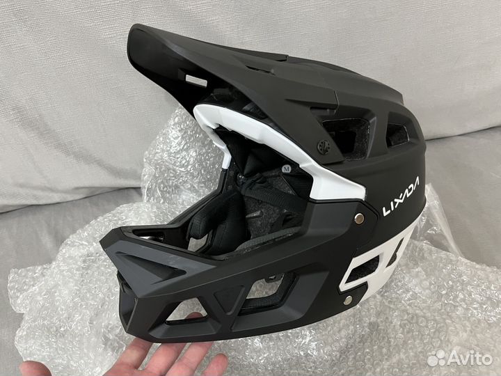 Велошлем фулфейс