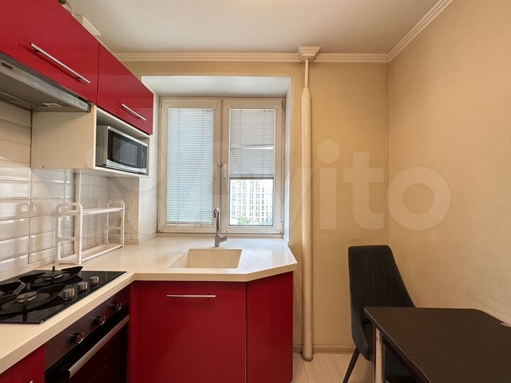 2-к. квартира, 41 м², 8/9 эт.