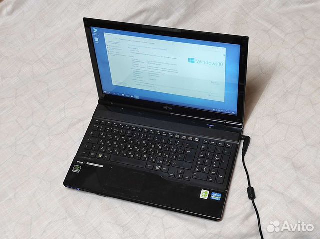 Ноутбук Fujitsu Lifebook AH532/G52 объявление продам