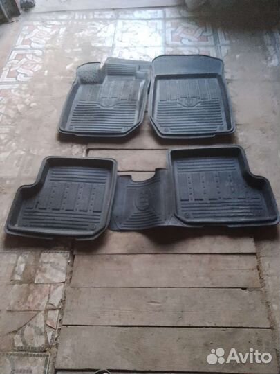Коврики для Рено sandero