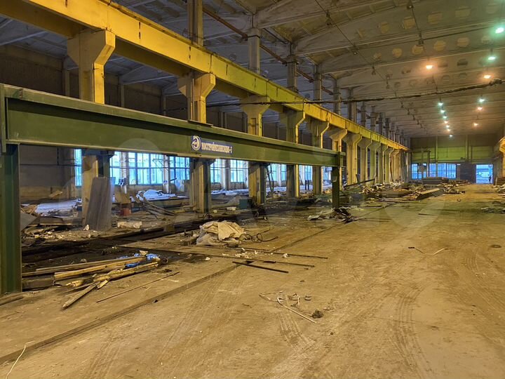 Склад, 4390 м²