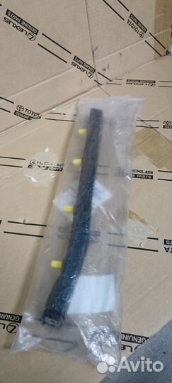 Кронштейн бампера Hyundai Elantra 86613-F2000