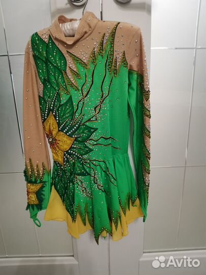 Платье для выступлений фигурное катание