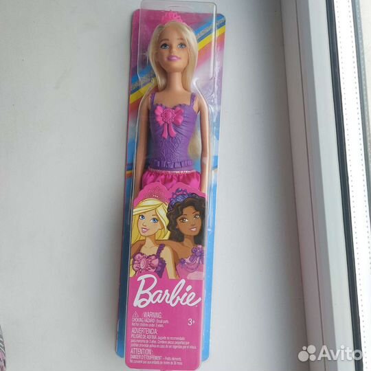Barbie принцесса базовая.Новая