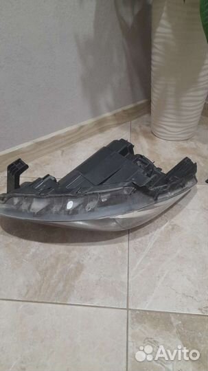 Фара правая hyundai solaris 2011г оригинал