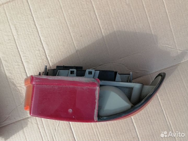 Фонарь задний правый левый Ford Mondeo седан