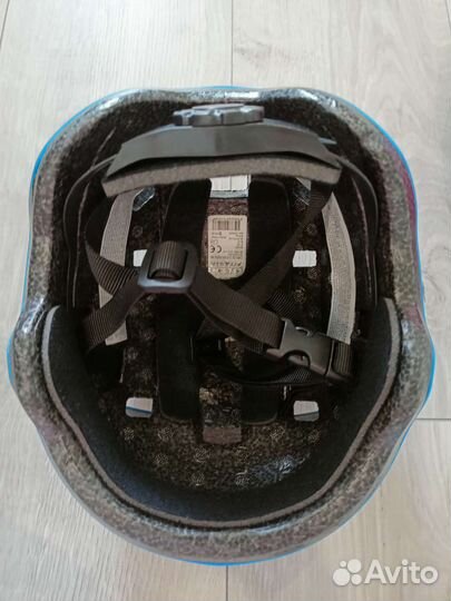 Шлем защитный детский новый Decathlon
