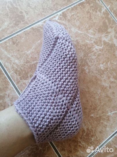 Вязанные носки, тапочки ручной работы