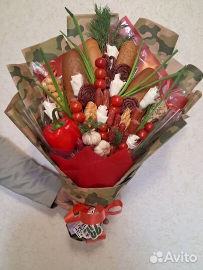 Колбасный подарок