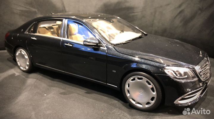 Модель 1:18 Mercedes Maybach S 650 x222