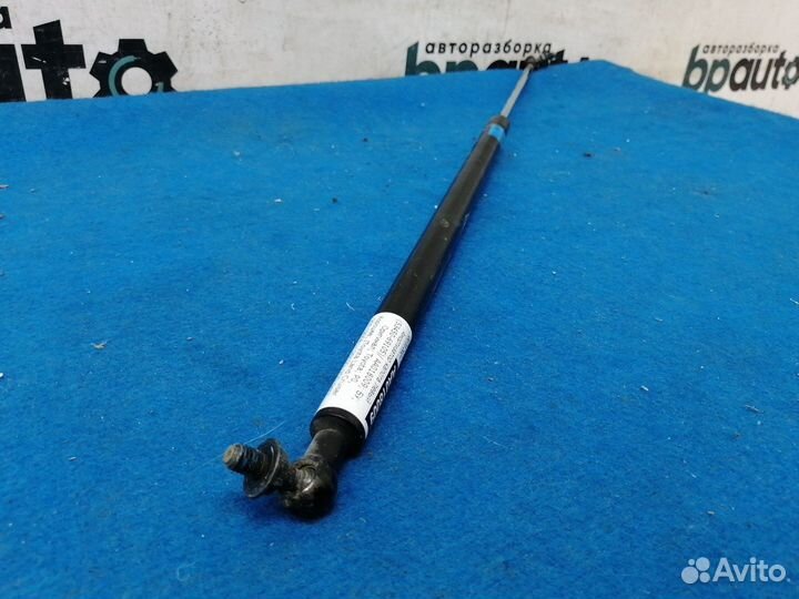 Амортизатор капота левый 53450-69105 Toyota Land