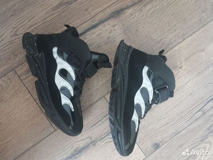 Ботинки демисезонные