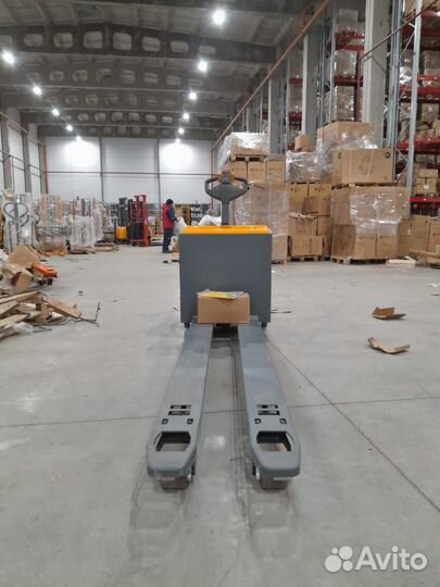 Рохля электрическая 2 т вилы 2,105 м Li-ion