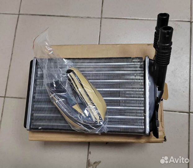 Радиатор отопителя Renault Kangoo 1 AVA