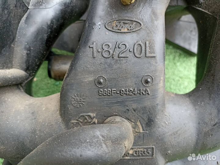 Коллектор впускной Ford Focus 1 универсал 2.0 2002