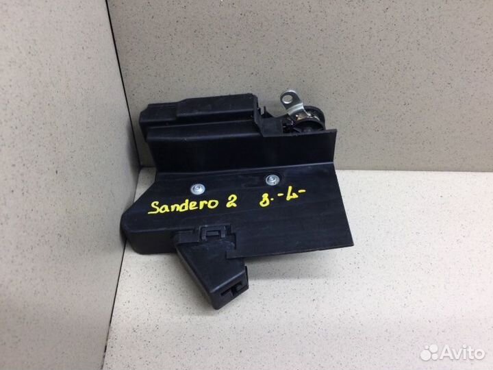 Замок двери задней левой Renault Sandero 2014