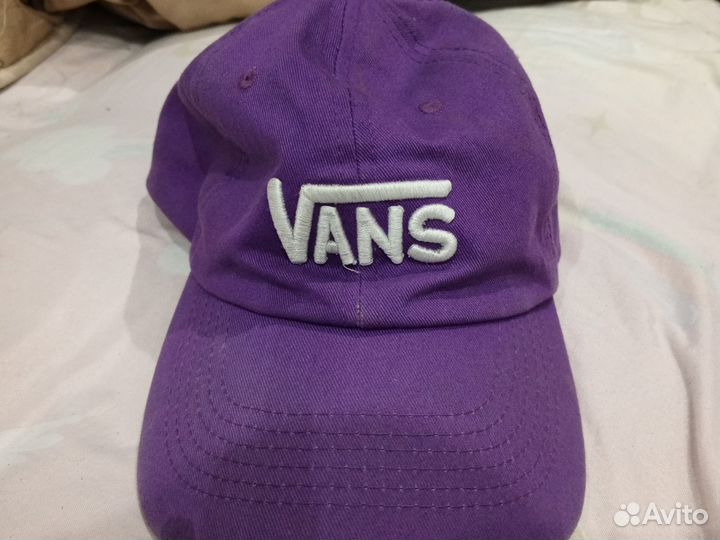 Бейсболка vans