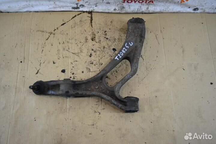 Рычаг подвески передний левый Volkswagen Touareg 1