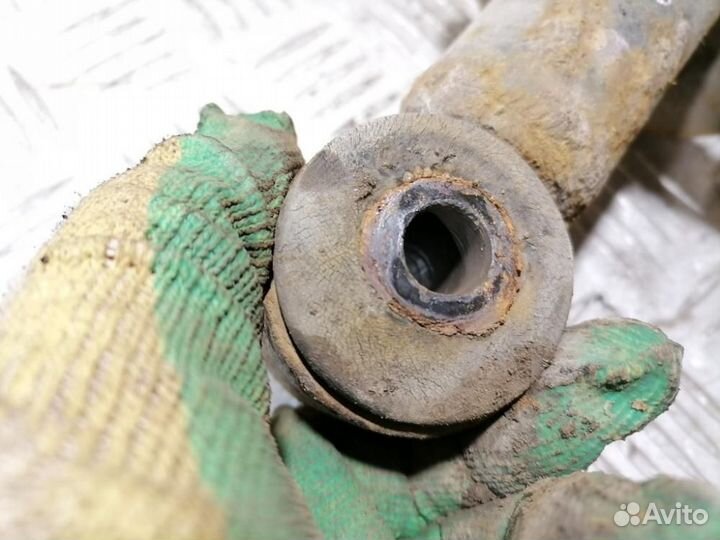 Амортизатор задний правый Mitsubishi Lancer 9