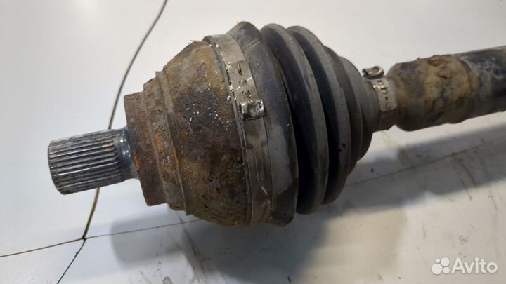 Полуось Volkswagen Tiguan, 2013