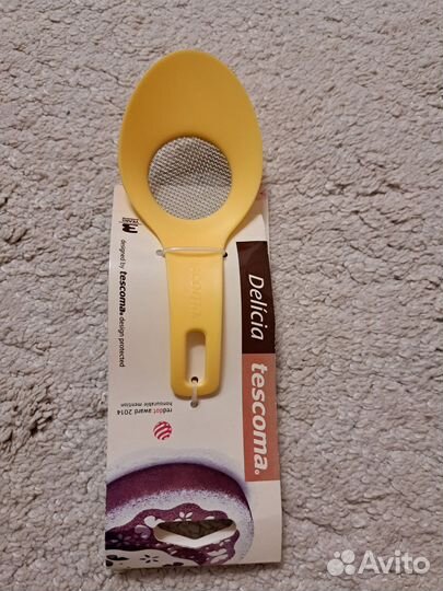 Лопатка для блинов с распределителем теста Tescoma