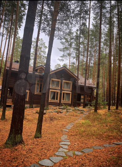 Дом 500 м² на участке 35 сот.