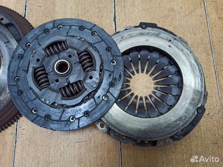 Комплект сцепления Opel Zafira B Z16XE1 2008
