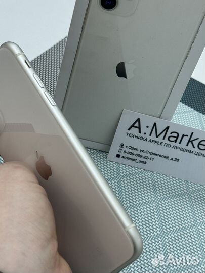 iPhone 11, 64 ГБ