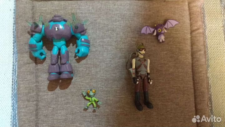 Фигурки Бен 10